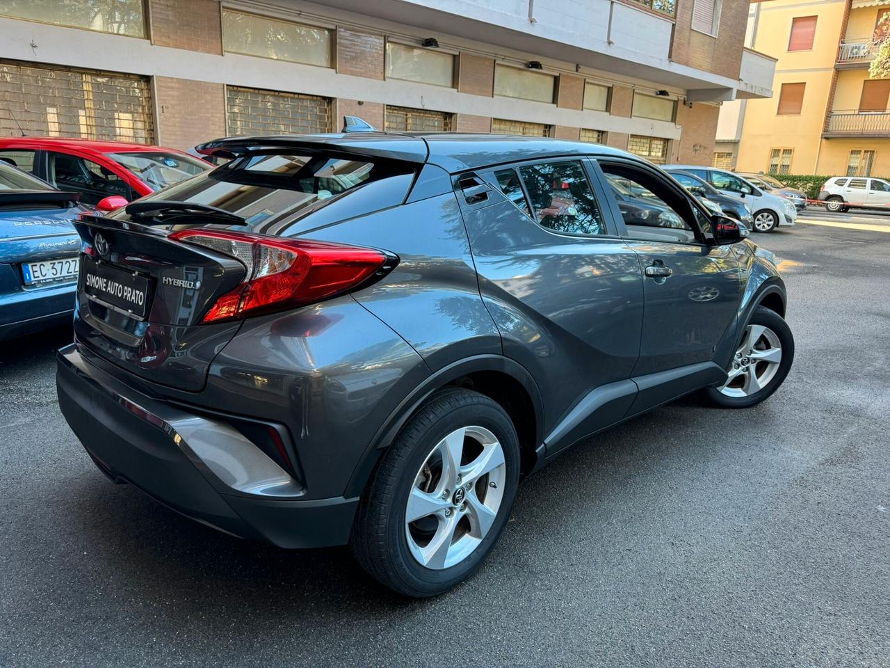 Toyota C-HR 1.8 Hybrid E-CVT Business