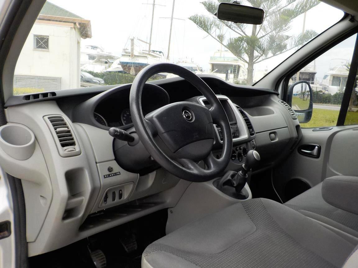 Opel Vivaro 27 2.0 CDTI PC-TN Combi 9 posti