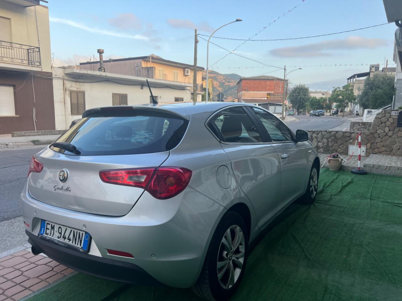 Alfa Romeo Giulietta 1.6 JTDm-2 105 CV Exclusive