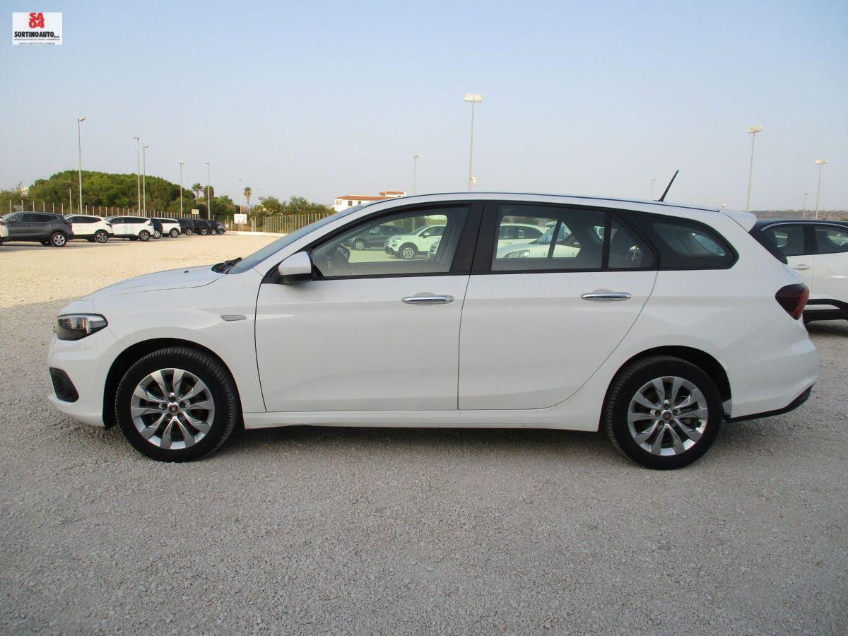 FIAT Tipo 1.6 Mjt DCT SW Easy Bus.2019 KM80000