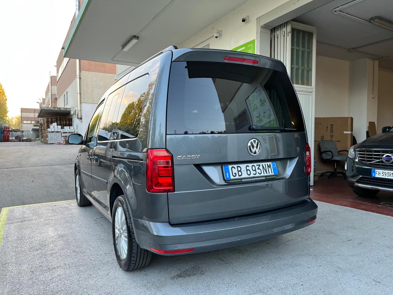 Volkswagen Caddy 2.0TDI DSG 5POSTI GARANZIA 24MESI