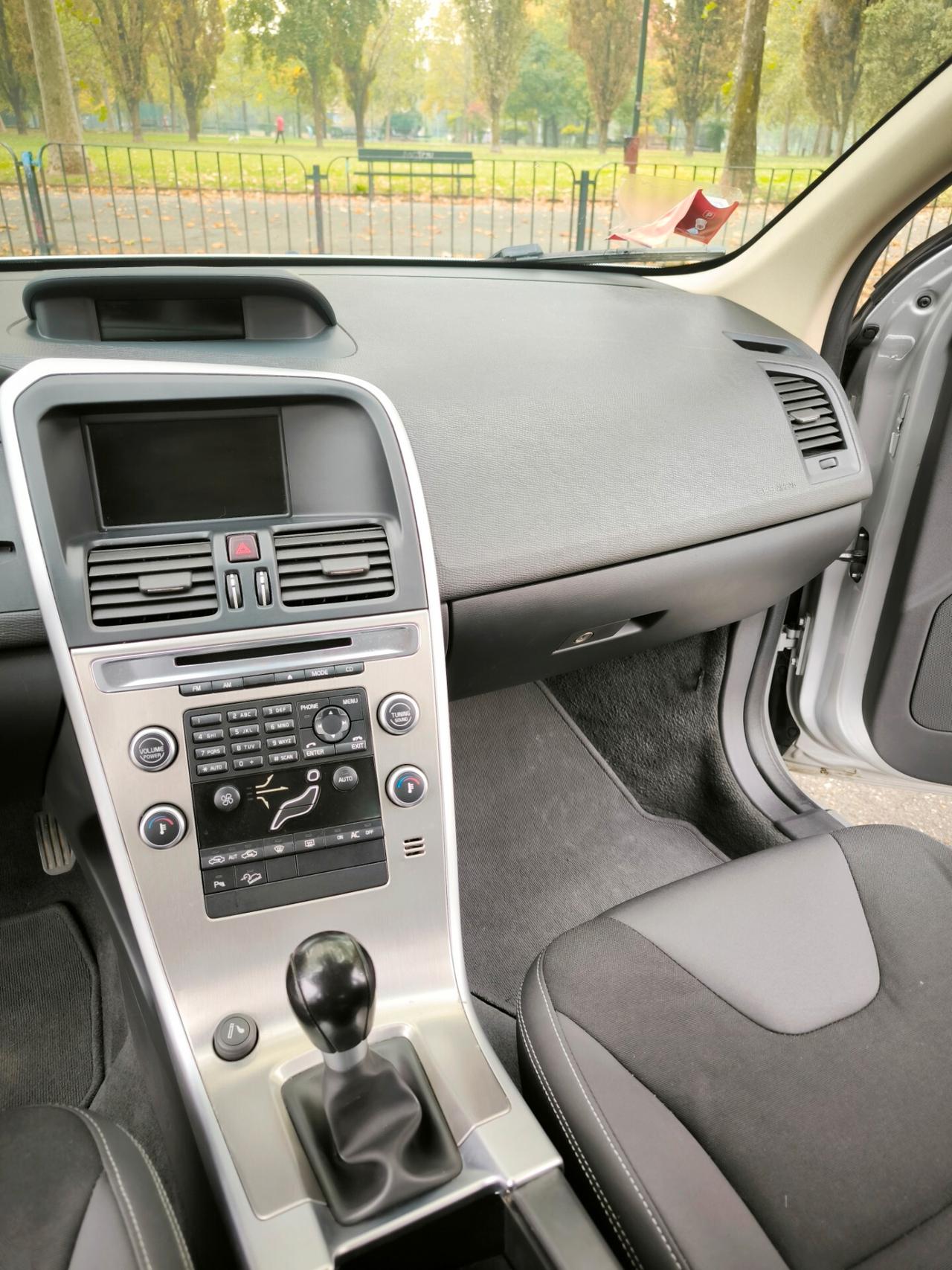 Volvo XC60 2.4 D 163 CV AWD Summum