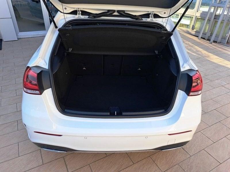 Mercedes-Benz Classe A A 180 d Automatic 4p. Premium