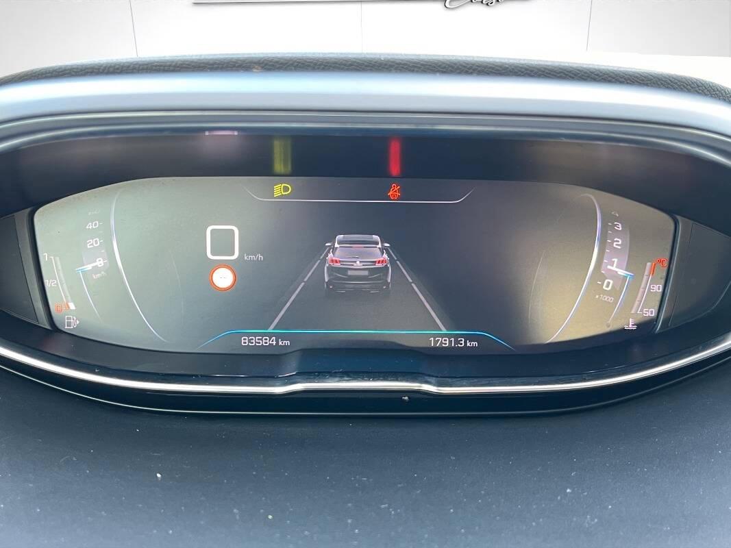 Peugeot 3008 II 1.2 puretech t Active s&s 130cv