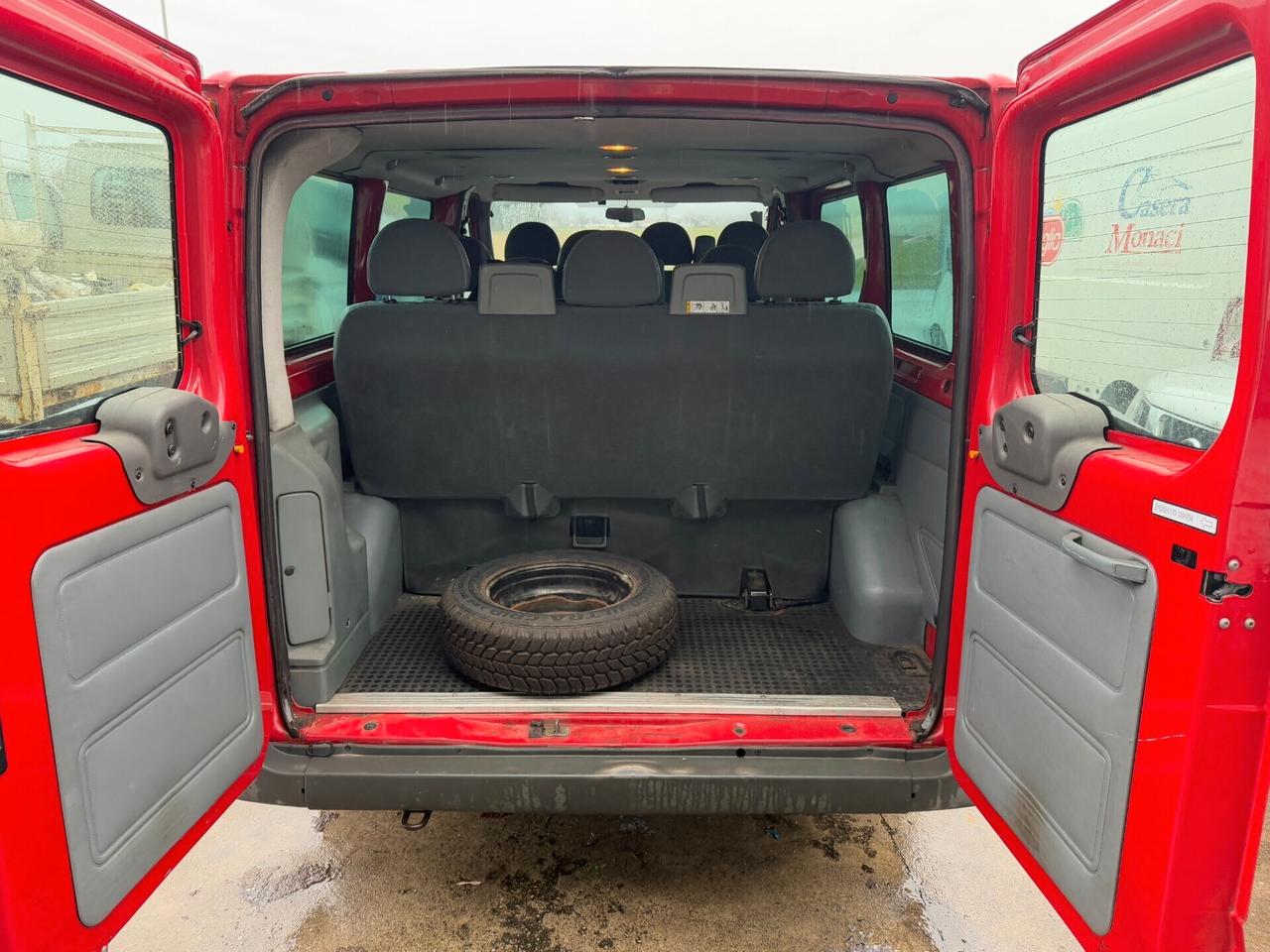 Ford Transit 2.2/9 POSTI/2006