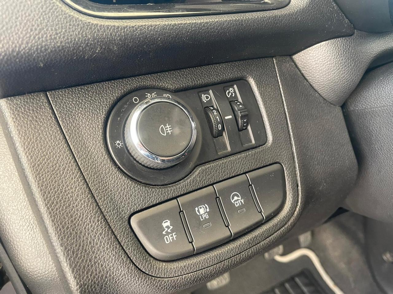 Opel Karl 1.0 73 CV GPL N-Joy