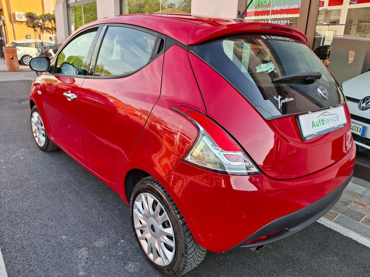 LANCIA - Ypsilon - 1.2 69 CV 5p. GPL Ecochic Silver