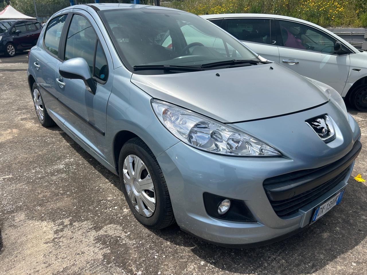 Peugeot 207 1.4 8V 75CV 5p. X Line ECO GPL