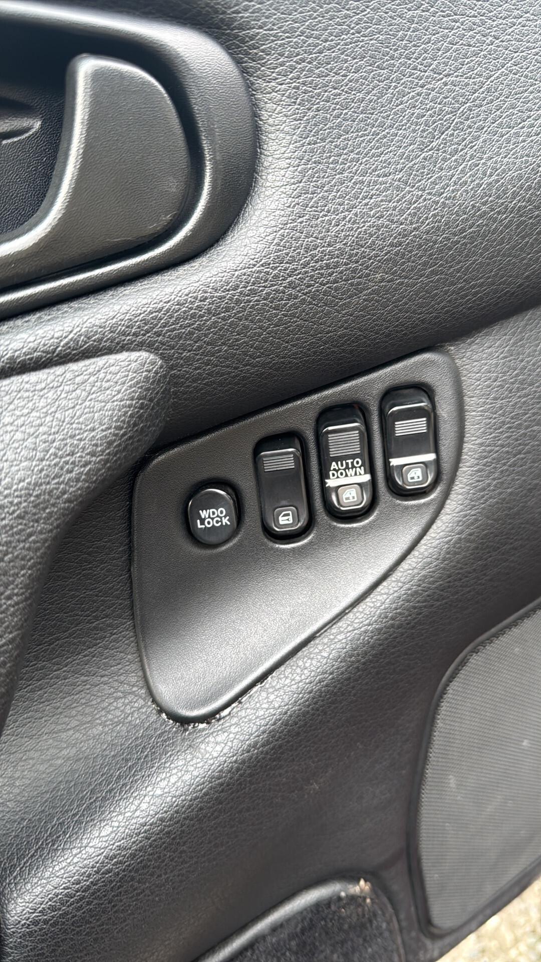 Mitsubishi Space Wagon 2.0i cat 4WD