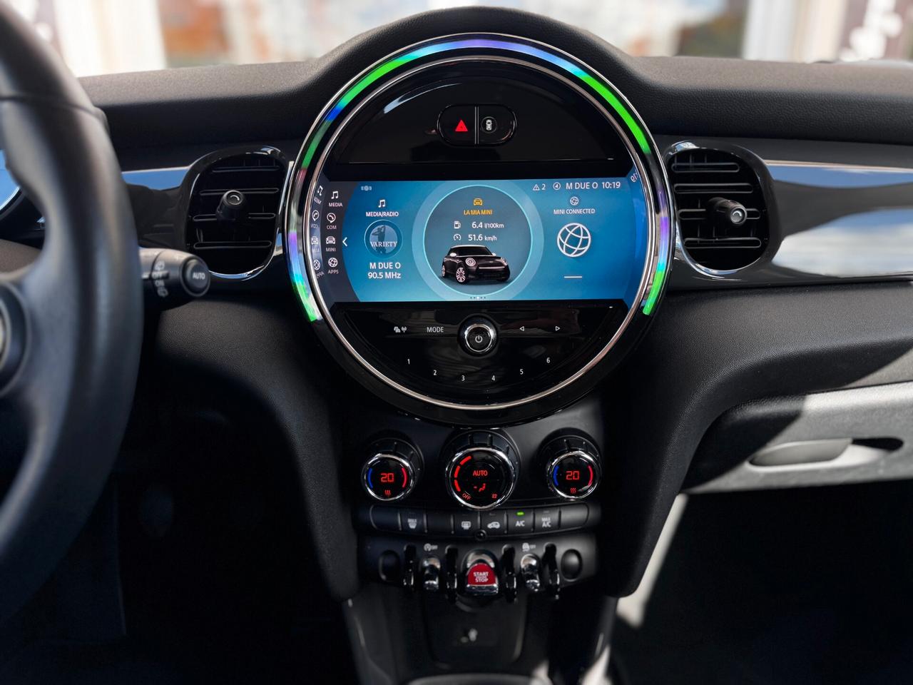 Mini 1.5 Cooper Essential, Aziendale, Iva deducibile