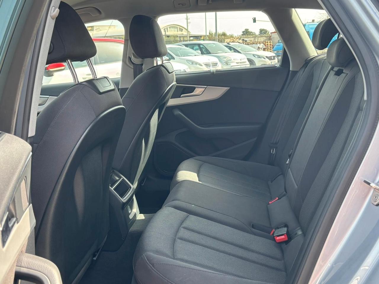 Audi A4 Avant 30 TDI/136 CV S tronic Advanced