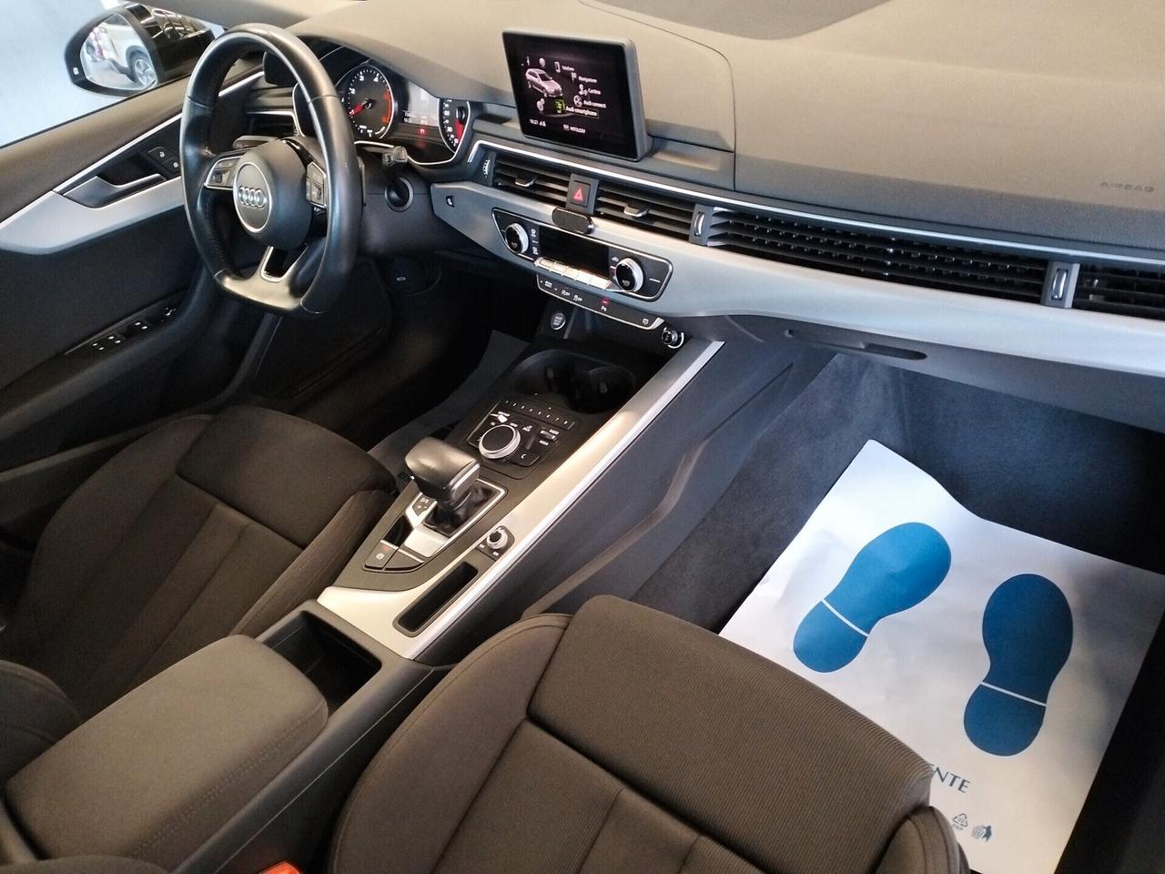 Audi A4 Avant 30 TDI S tronic Business