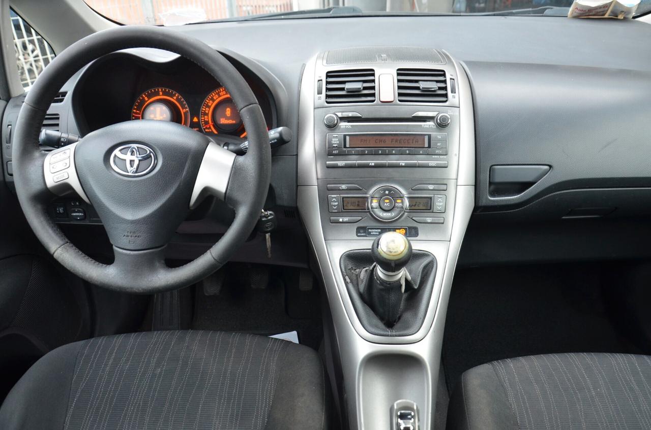 Toyota Auris 2.0 D-4D 5 porte Sol