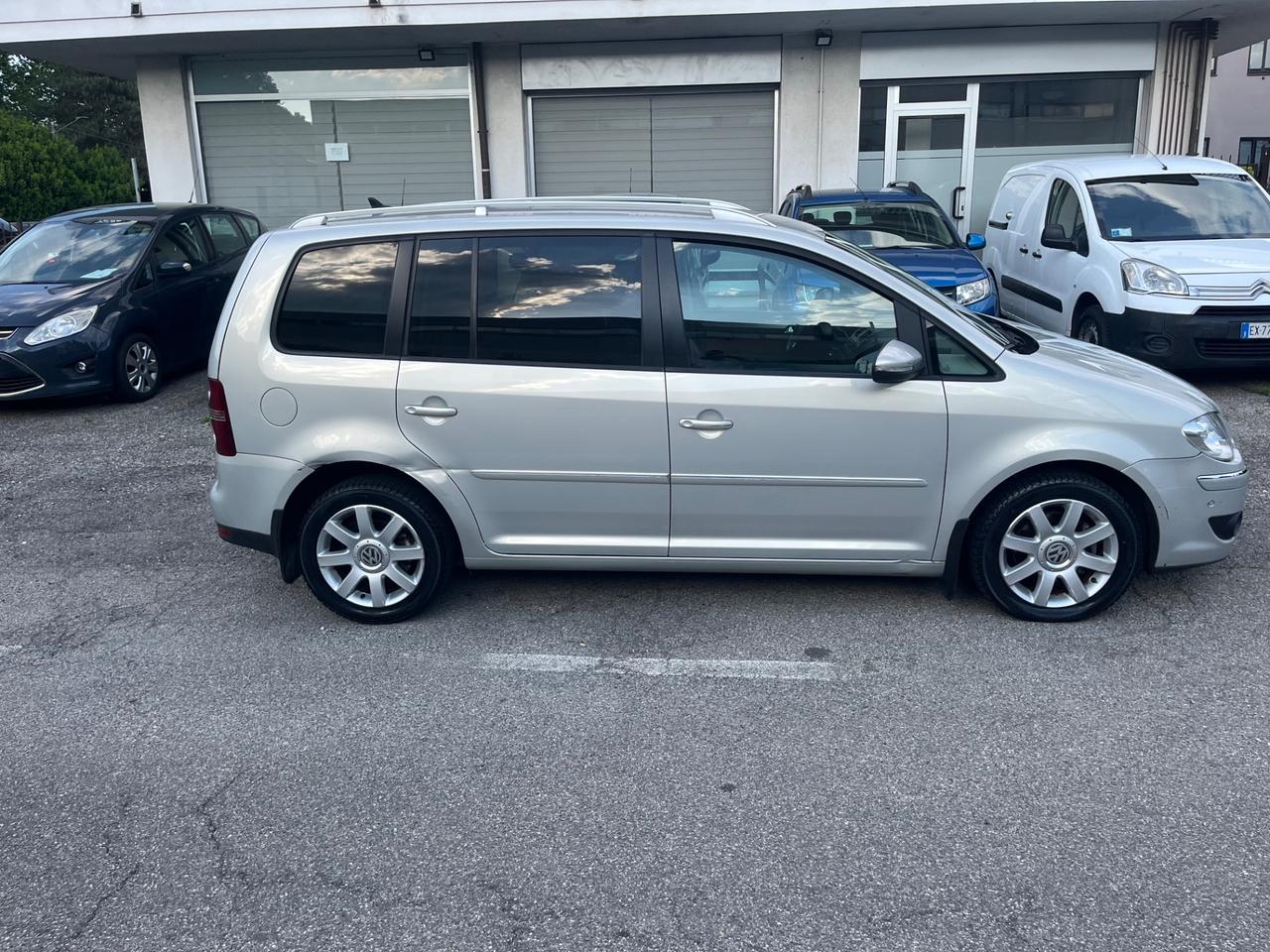 Volkswagen Touran 2.0 TDI DPF Trendline