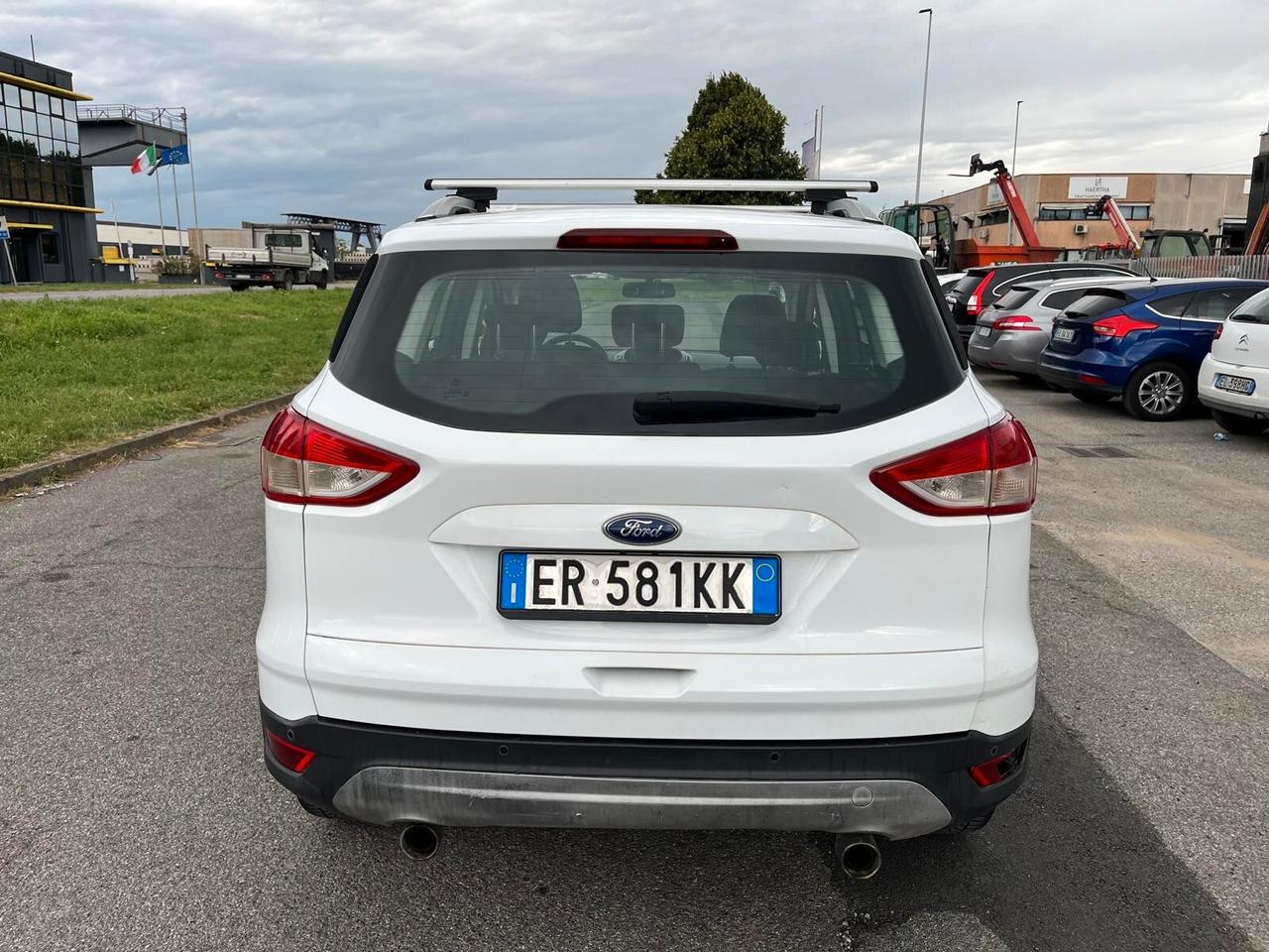 Ford Kuga 2.0 TDCi 140 CV 2WD DPF