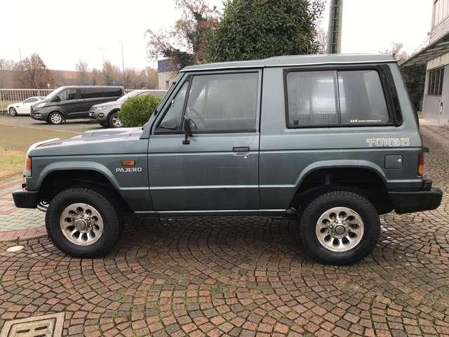 Mitsubishi Pajero 2.5 TD autocarro 2 posti