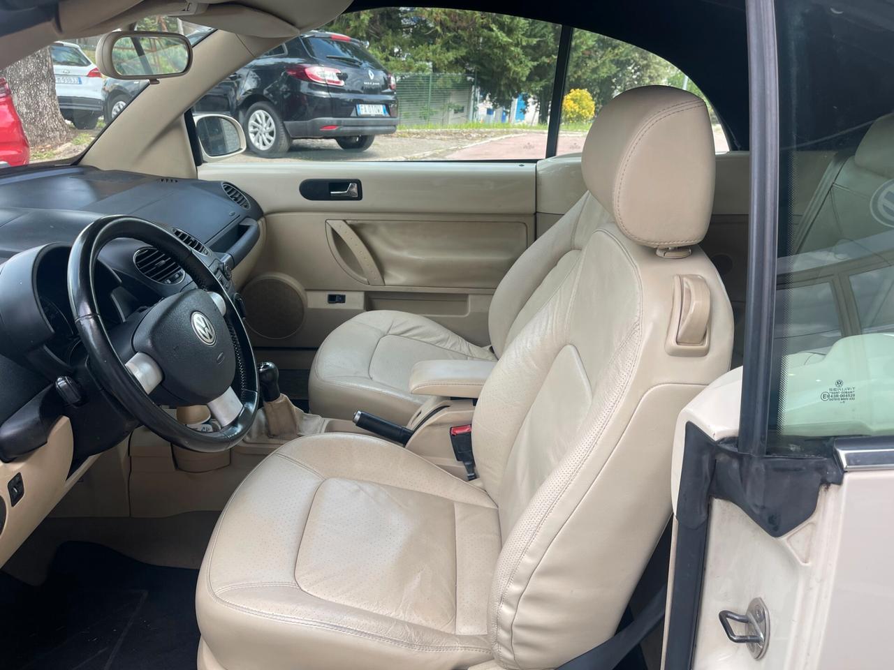 Volkswagen New Beetle 1.9 TDI 105CV Cabrio NEO PATENTATI