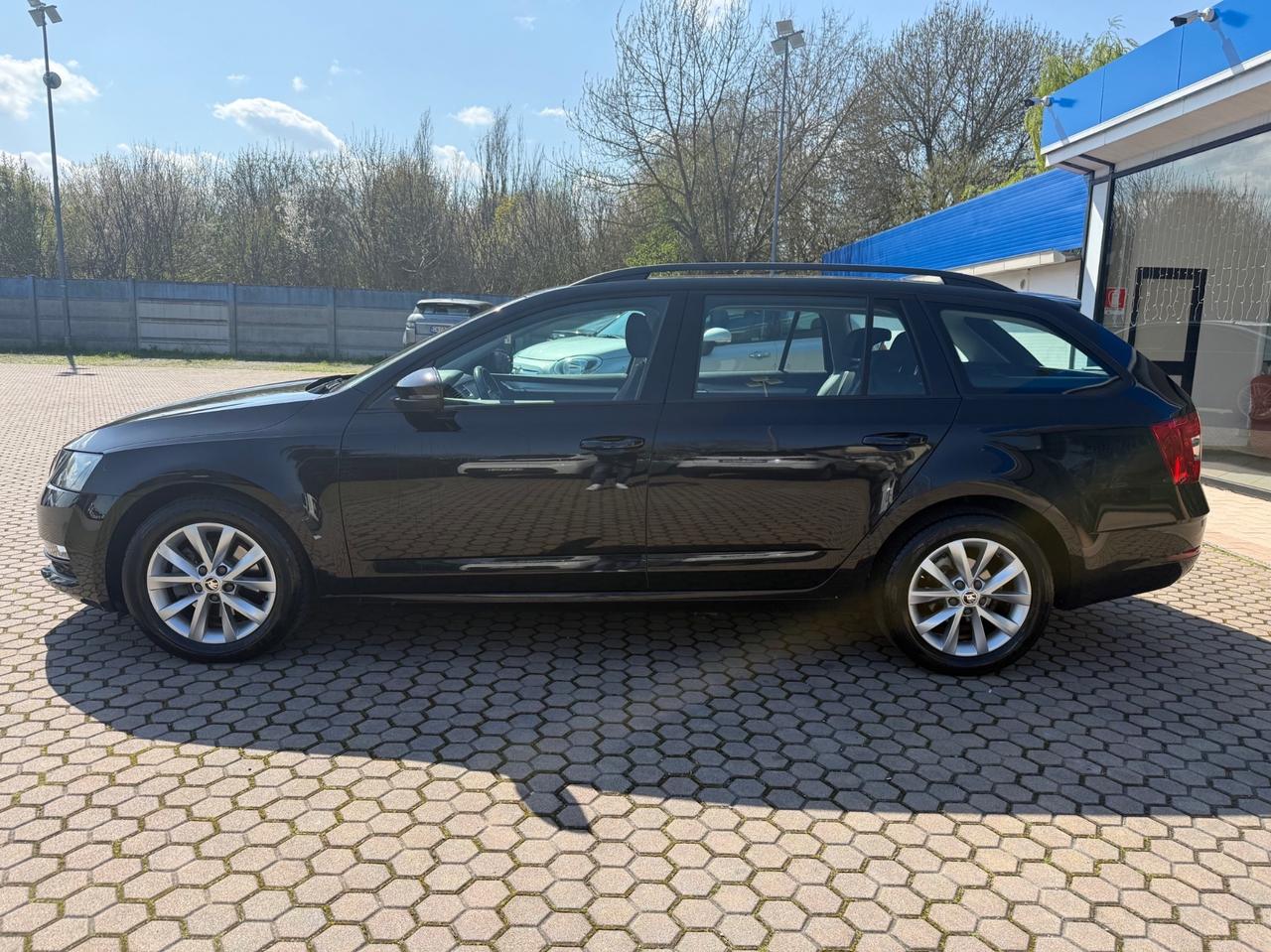 Skoda Octavia 1.5 DSG Wagon Ambition G-Tec OK NEOPATENTATI