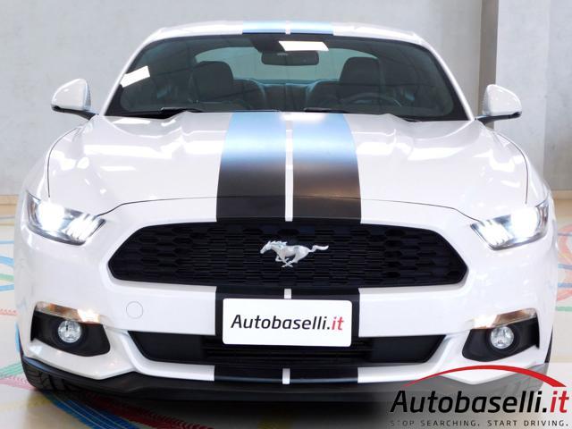 FORD Mustang COUPÉ FASTBACK 2.3 ECOBOOST 317CV