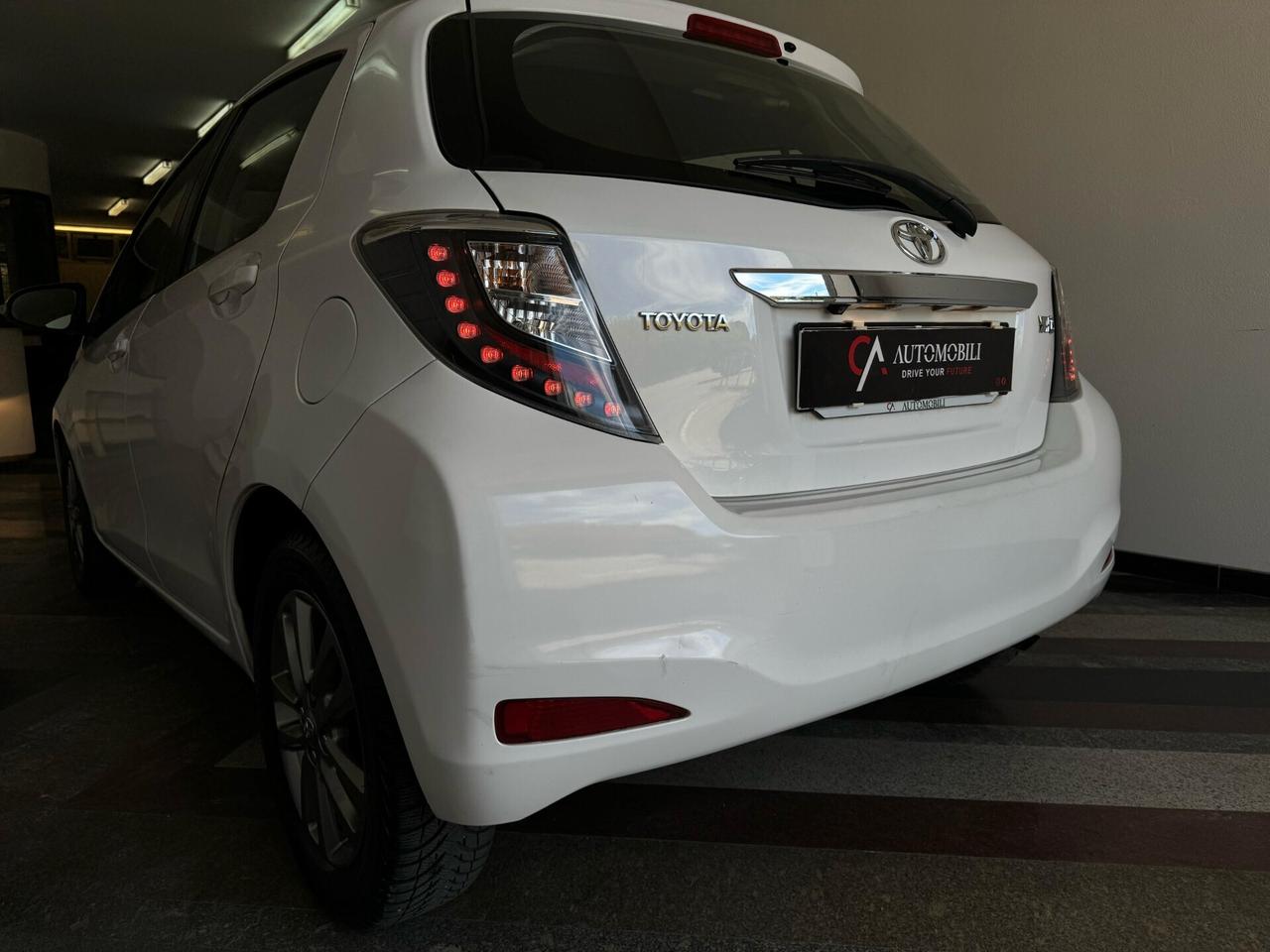 Toyota Yaris 1.0 5 porte Lounge