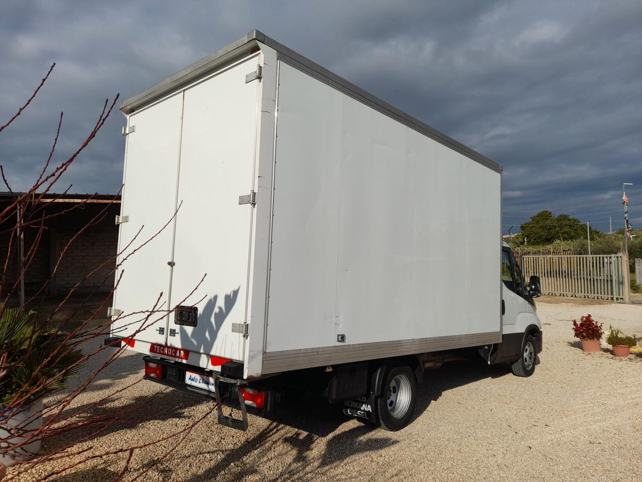 IVECO DAILY 35C14TURBO CASSA MOBILI 2021