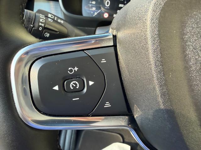 VOLVO XC40 T4 Recharge Plug-in Hybrid automatico Core