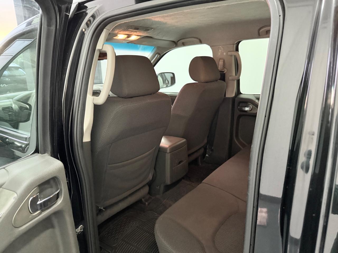 Nissan Navara 2.5 dCi 171CV 4 porte Double Cab LE