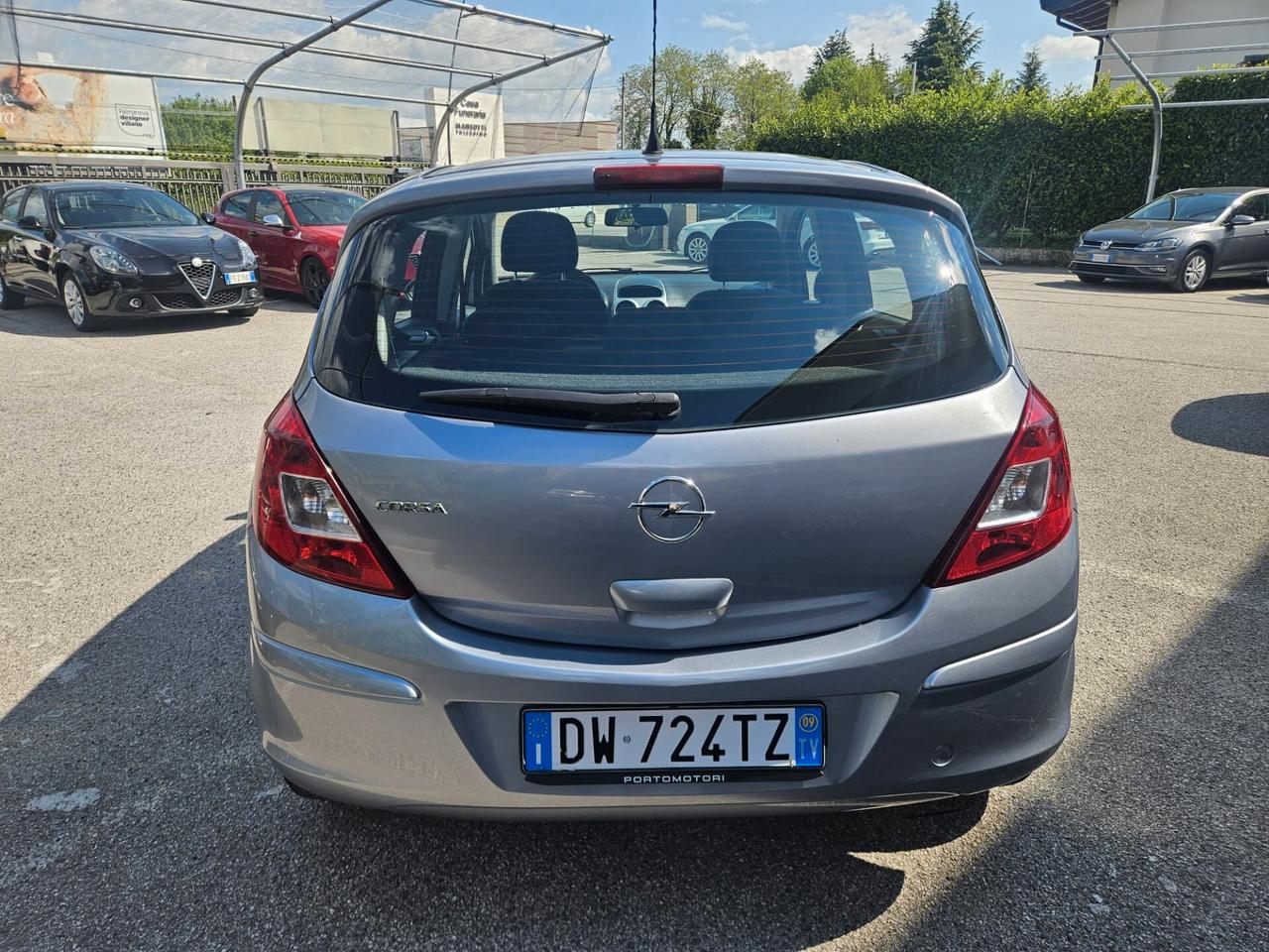 Opel Corsa 1.2 5 porte Club