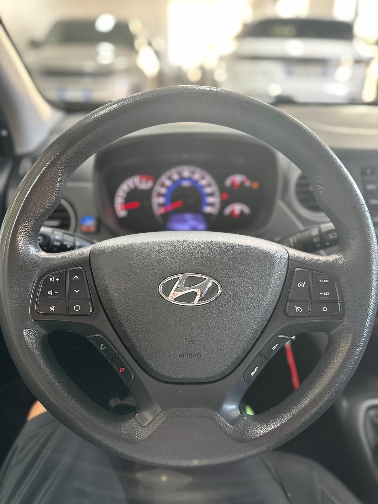 Hyundai i10 1.0 MPI Sound Edition