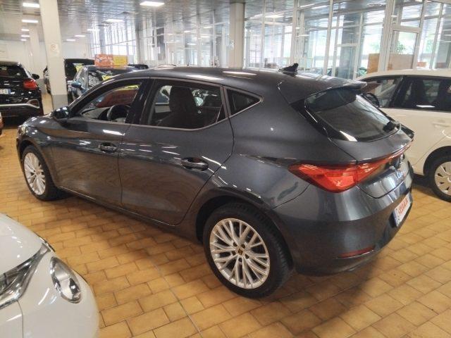 SEAT Leon 1.5 hybrid DSG Business LED 17" GRIMALDI SP. DAY
