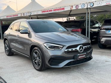 MERCEDES GLA200d PREMIUM AMG