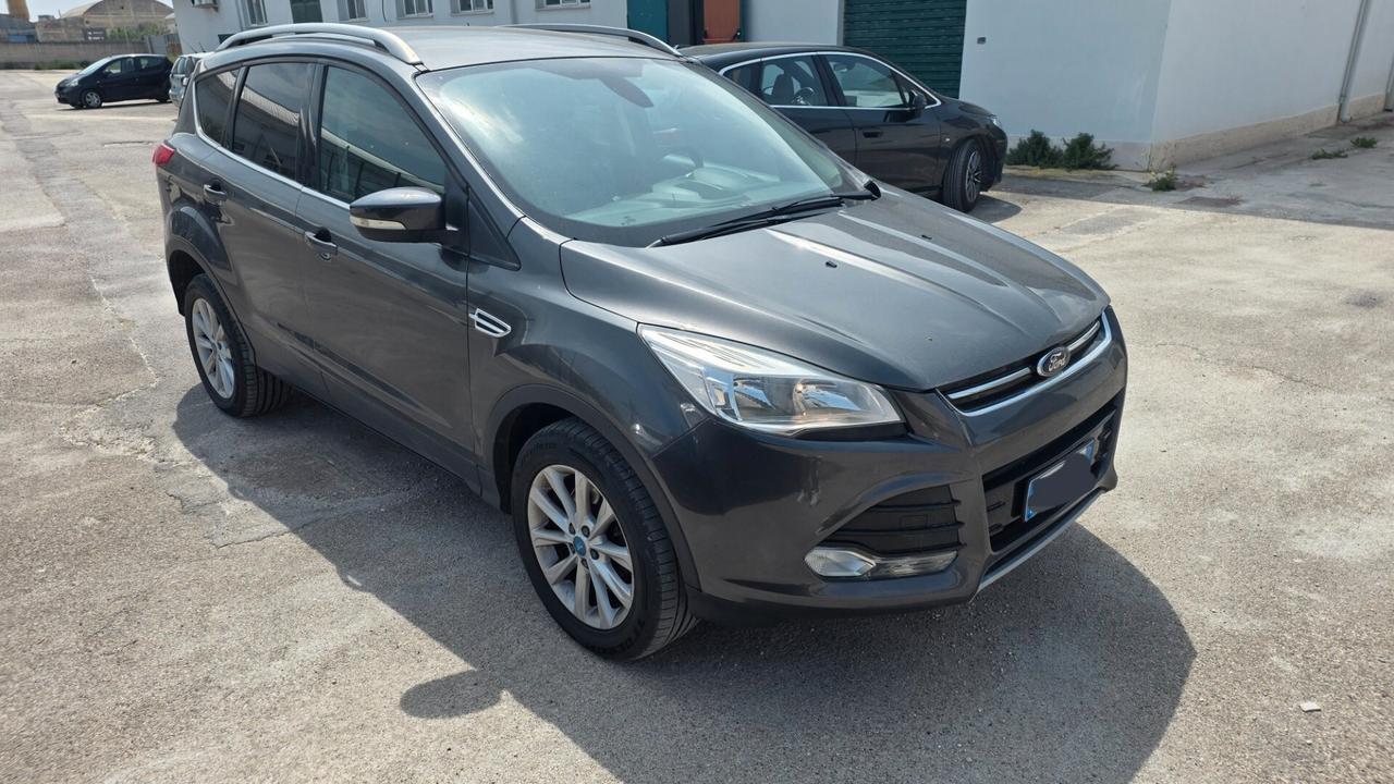 Ford Kuga 2.0 TDCI 120 CV S&S 2WD Titanium