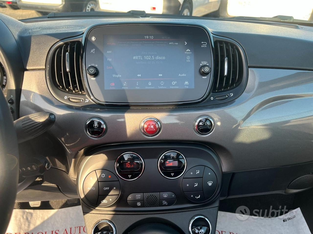 Fiat 500 C 1.0 Hybrid Dolcevita Navigatore