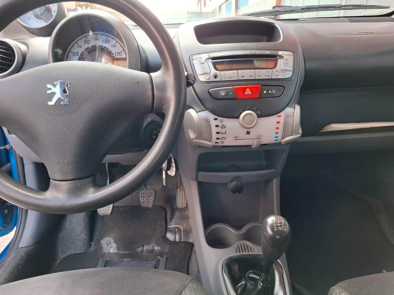 Peugeot 107 1.0 68CV 5p. Plaisir