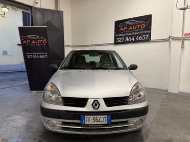 Renault Clio Storia 1.2 16V 3 porte Dynamique