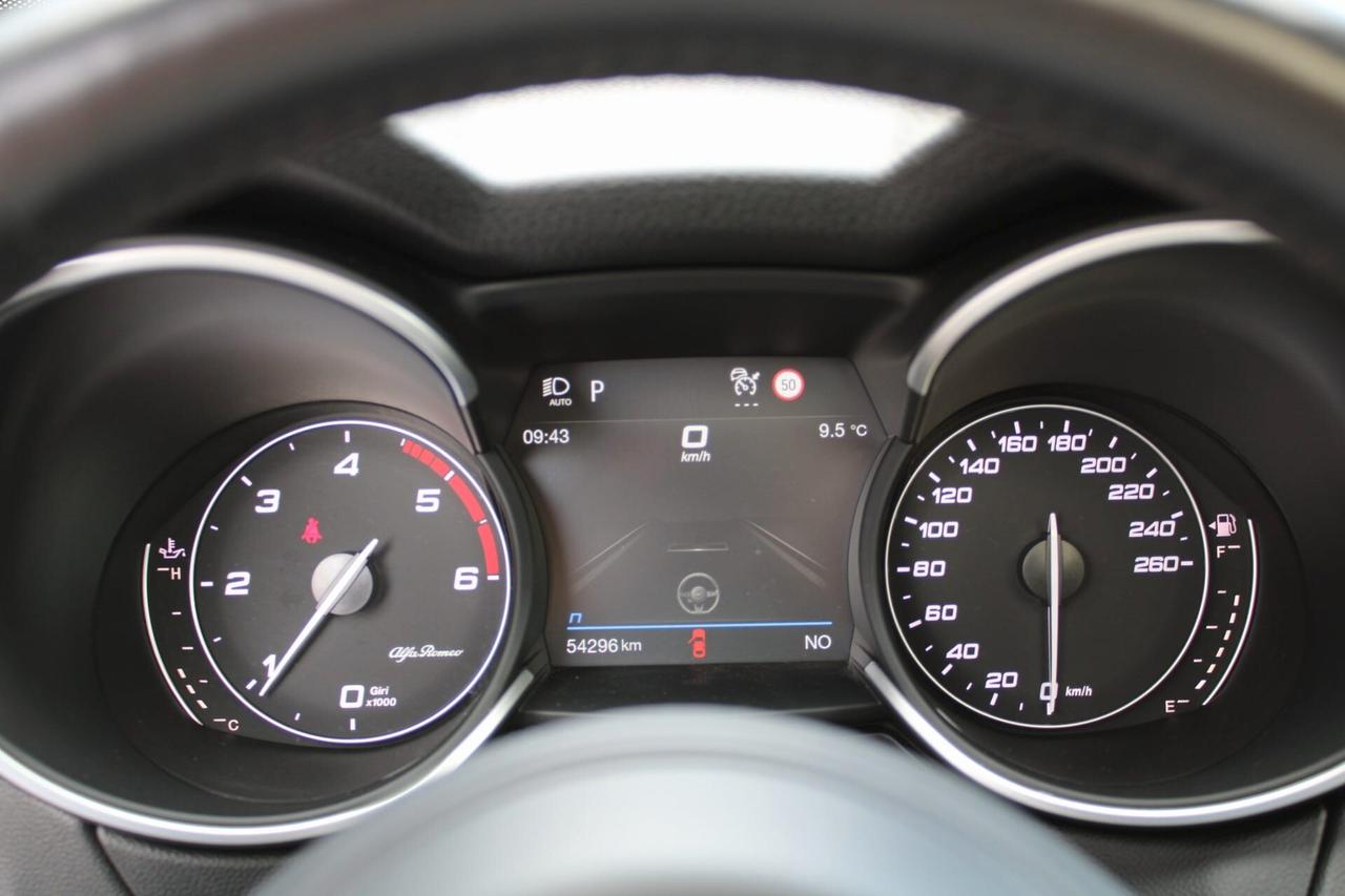 Alfa Romeo Stelvio 2.2 Turbodiesel 210 CV AT8 Q4 Veloce