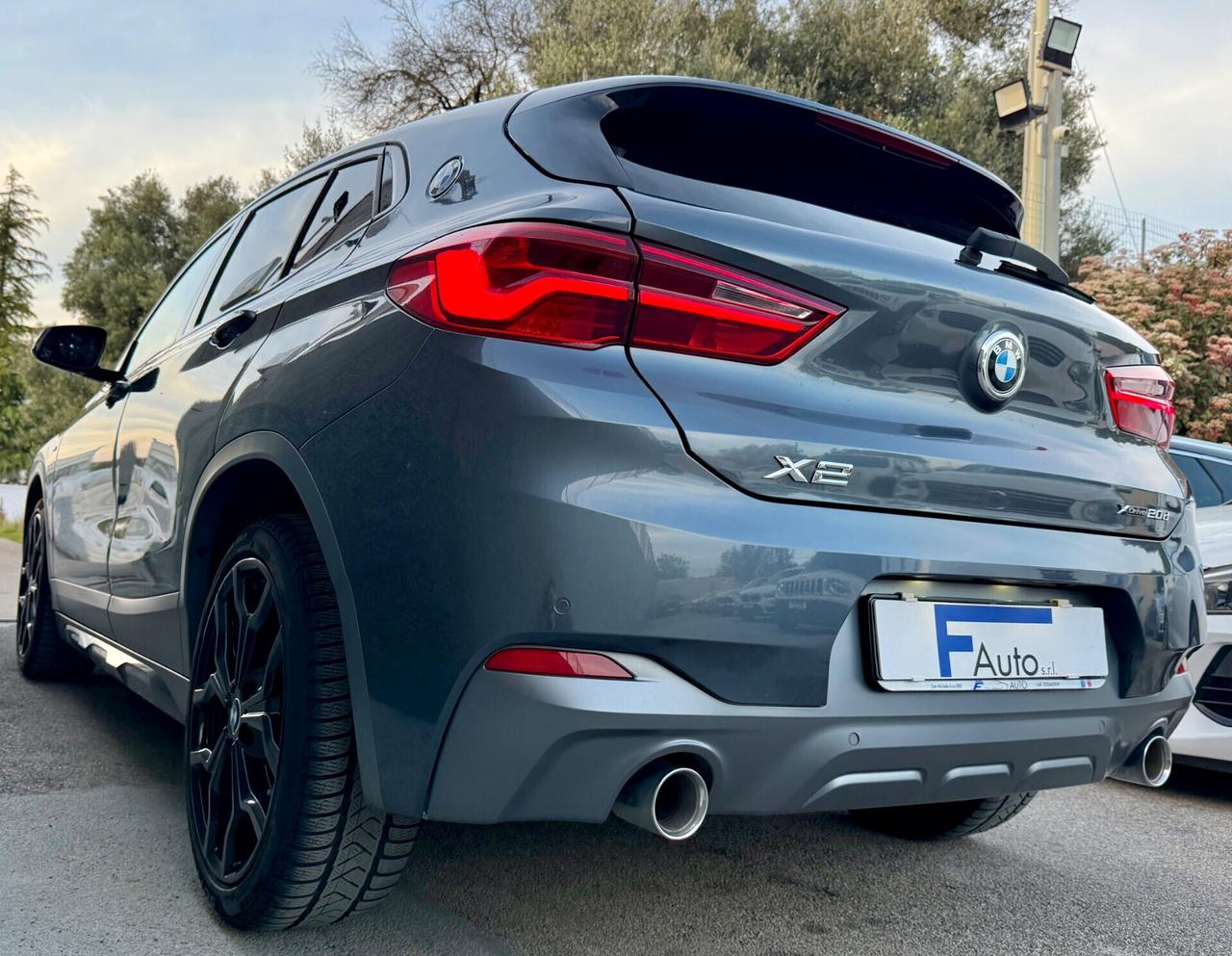 Bmw X2 xDrive20d Msport,LED multicolore,alcantara con cuc.gialle,cerchi neri,FULL OPTIONAL