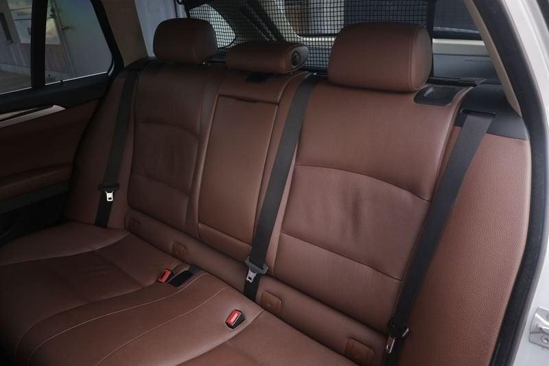 BMW Serie 5 525d Luxury Touring Unicoproprietario