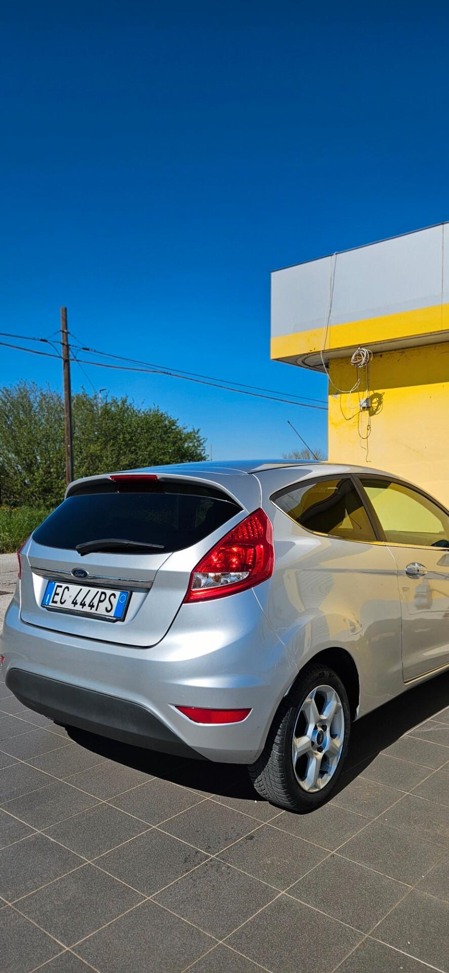 Ford Fiesta Fiesta+ 1.4 3 porte Bz.- GPL