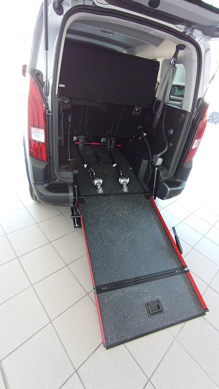 PEUGEOT RIFTER 1.2 BZ KM0 - TRASP. DISABILI