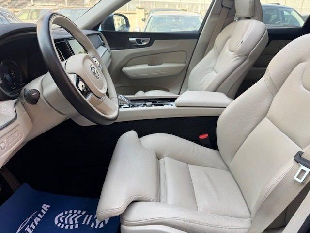 VOLVO XC60 T6 Recharge Plug-in AWD Inscrip. Expres. TET PANOR
