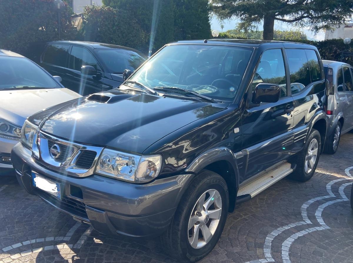 NISSAN Terrano II 3p 3.0 dit gancio traino 154 kw