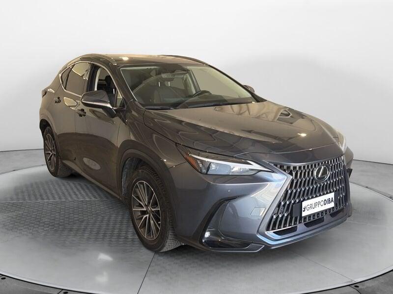 Lexus NX II 2022 350h 2.5 Premium 4wd 244cv e-cvt
