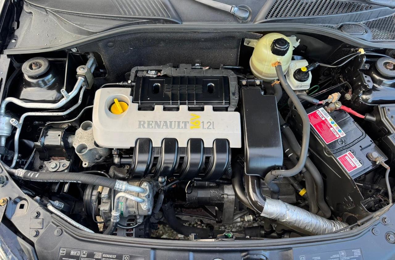 Renault Clio 1.2 16V cat 5 porte Privilège