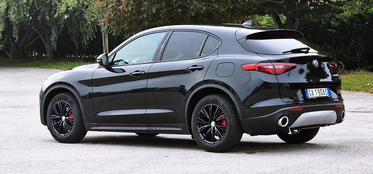 Alfa Romeo Stelvio 2.2 160 CV AT8 RWD Super