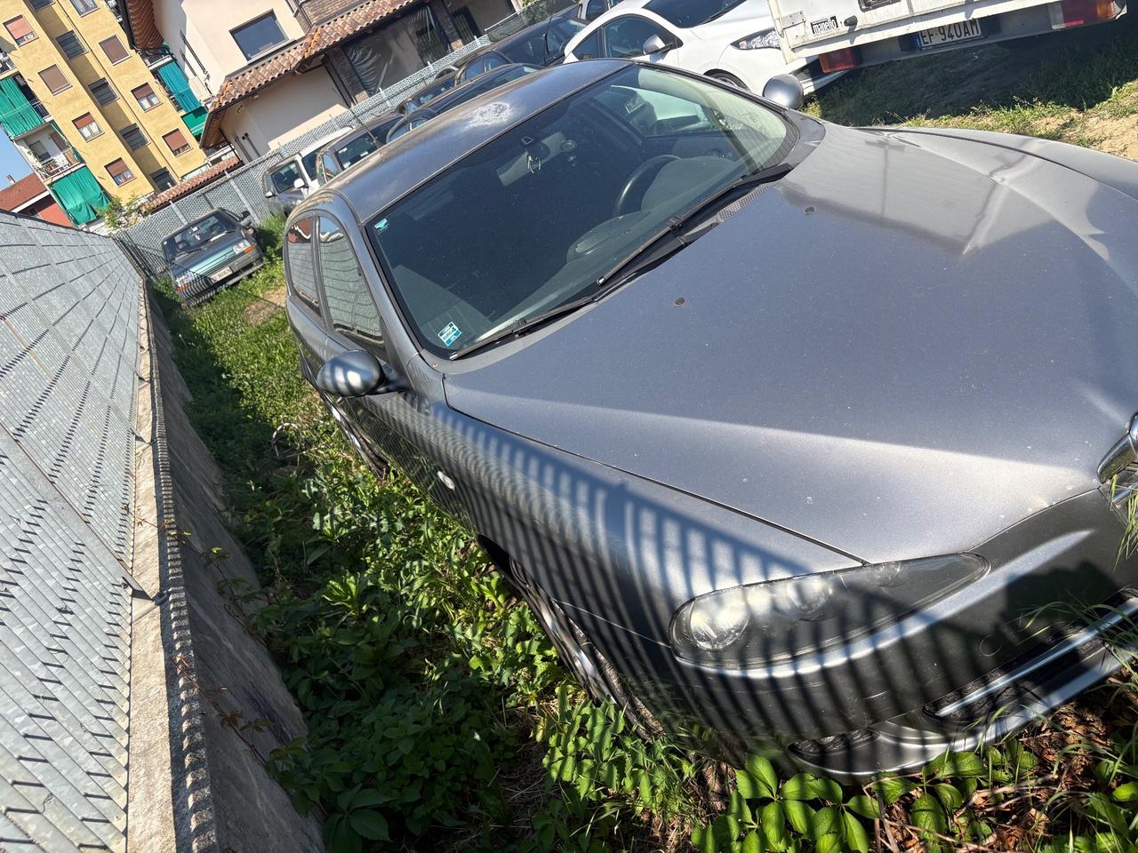 Alfa Romeo 147 1.6 16V TS 3 porte Distinctive