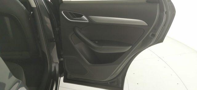 AUDI Q3 40 TFSI quattro S tronic Business Advanced