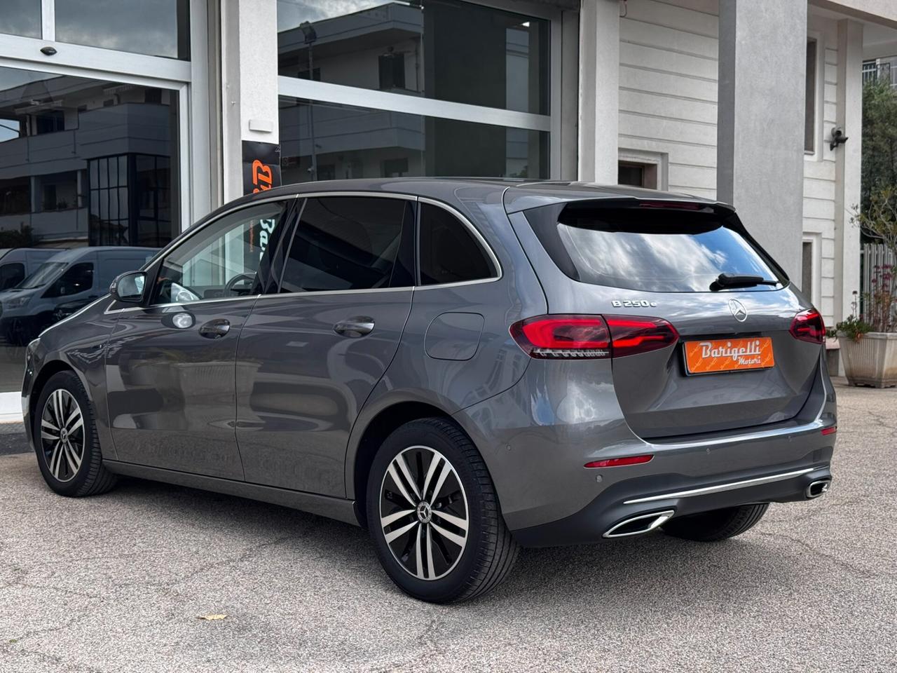 Mercedes-benz B 250 e hybrid EQ Sport Plus