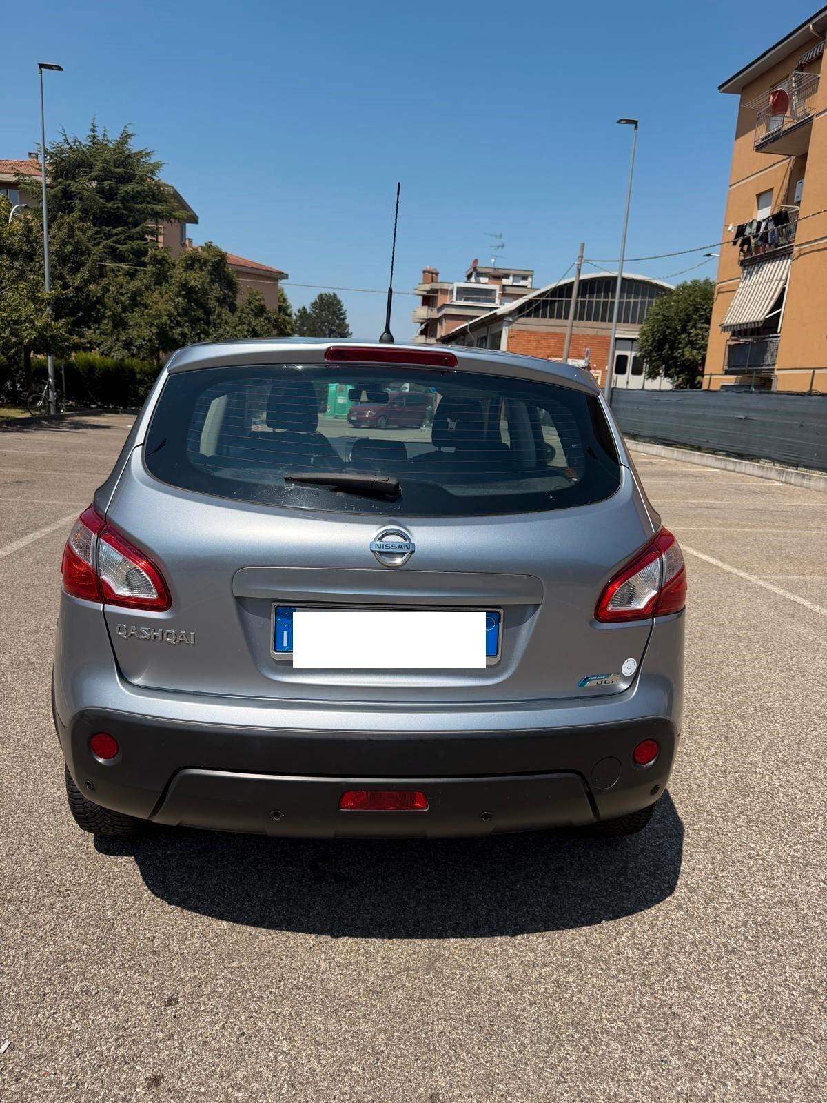 Nissan Qashqai 1.6 dci - NEOPATENTATI - 12 MESI DI GARANZIA -