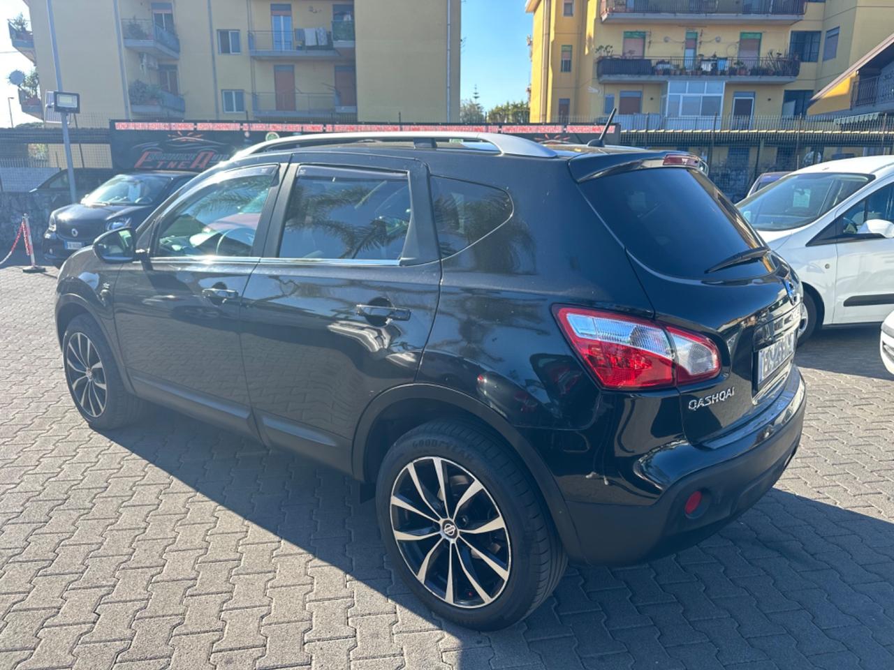 Nissan Qashqai Qashqai+2 2.0 dCi DPF Tekna